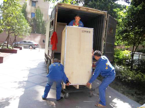 廠房搬遷